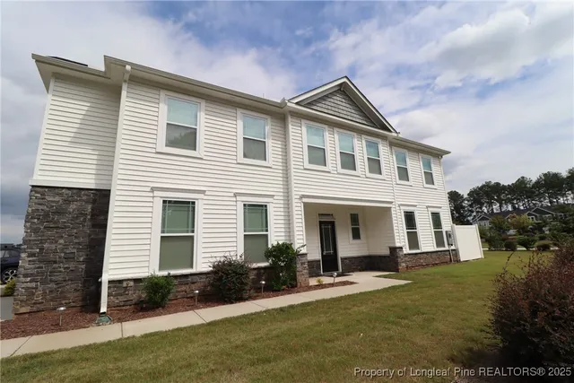 $1,950 | 104 Kineton Woods Way, Garner, NC 27529