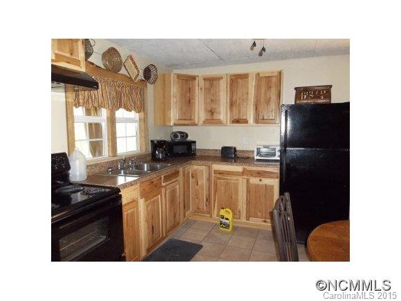 951 Spruce Flats Road Maggie Valley, NC 28751 - Photo 5 of 20 Gallery Image 5