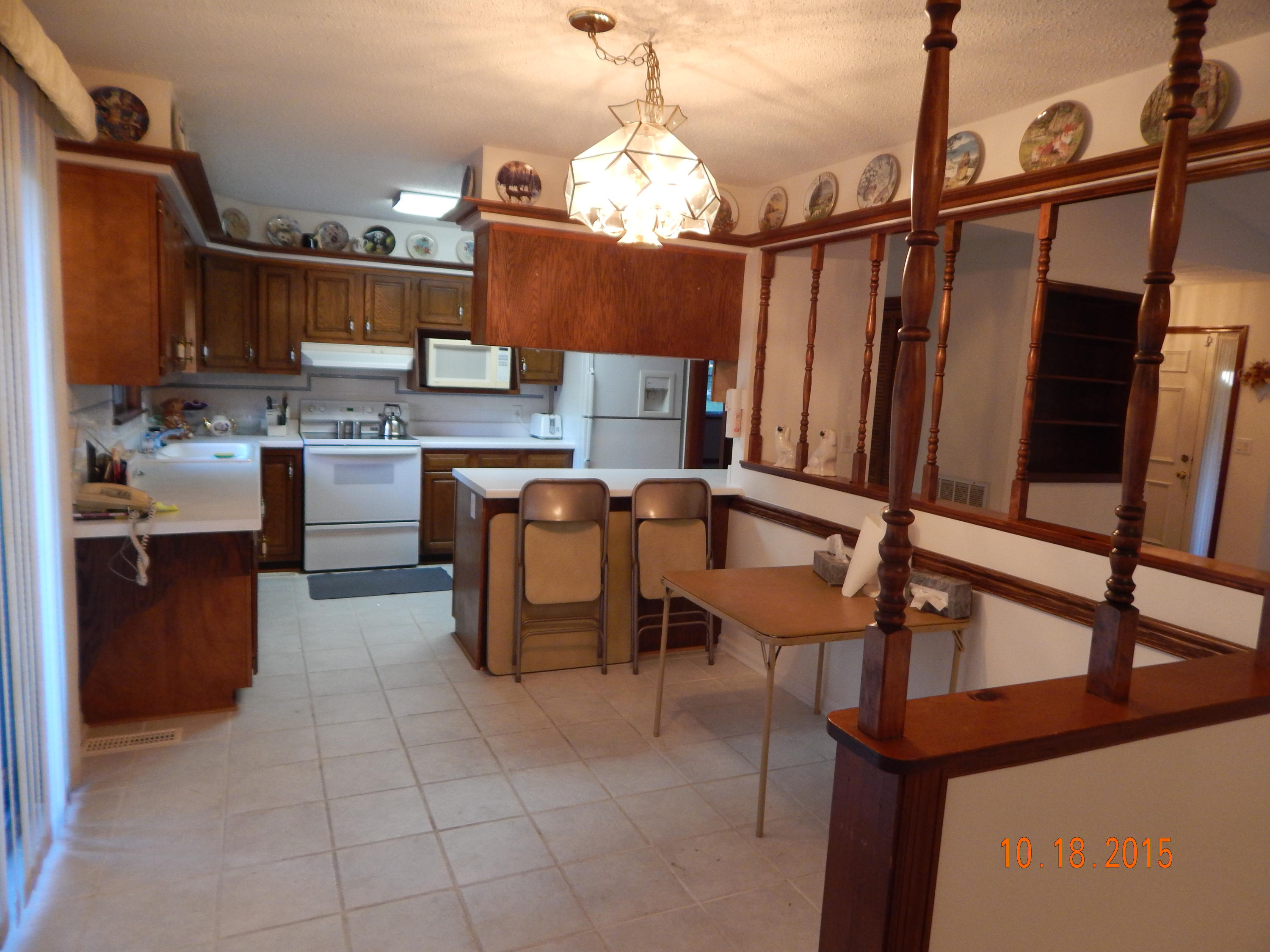 120 Rutgers Circle Crossville, TN 38558 - Photo 14 of 36 7 EAT-IN KITCHEN
