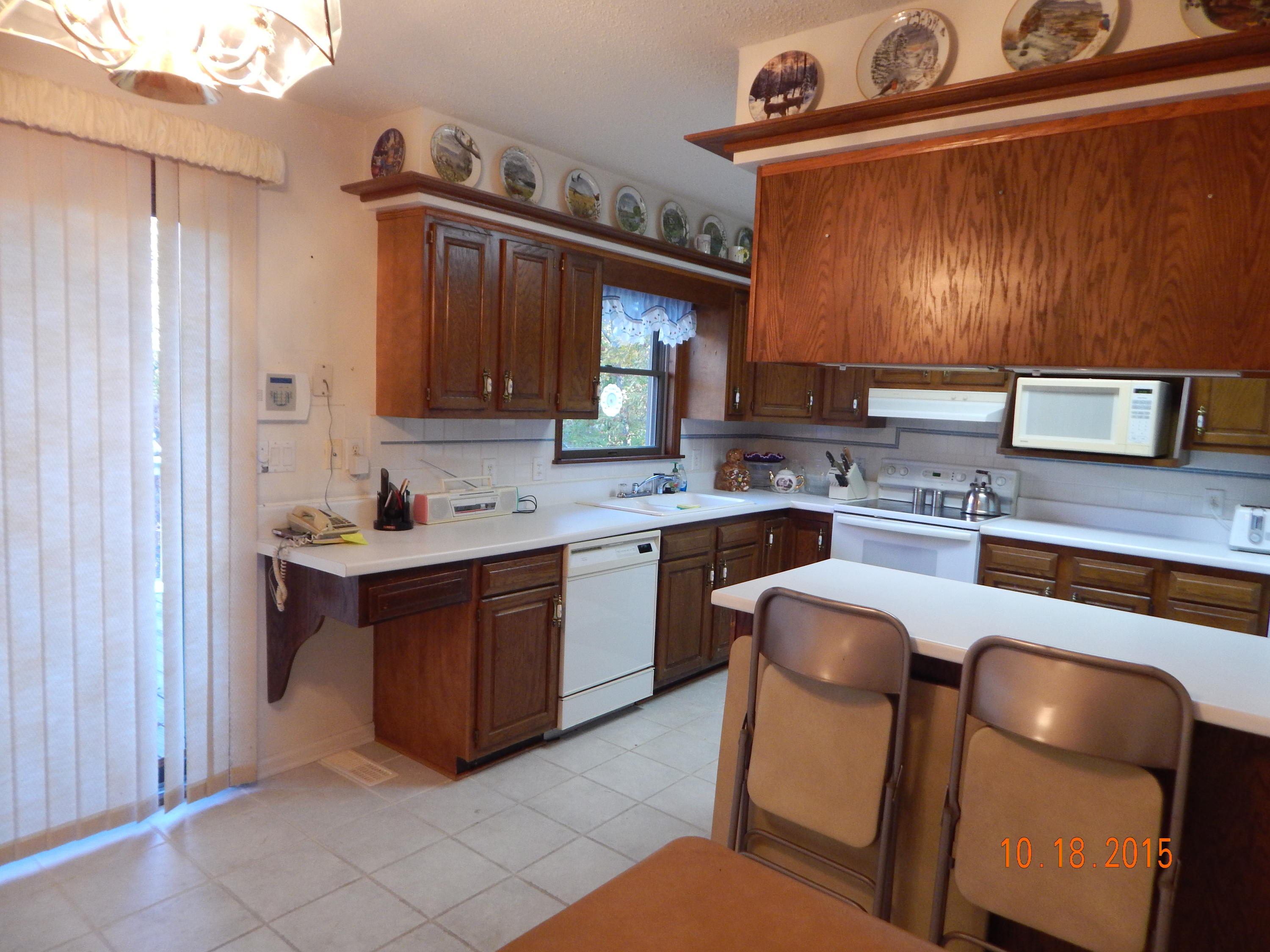 120 Rutgers Circle Crossville, TN 38558 - Photo 15 of 36 8 KITCHEN - VW 3