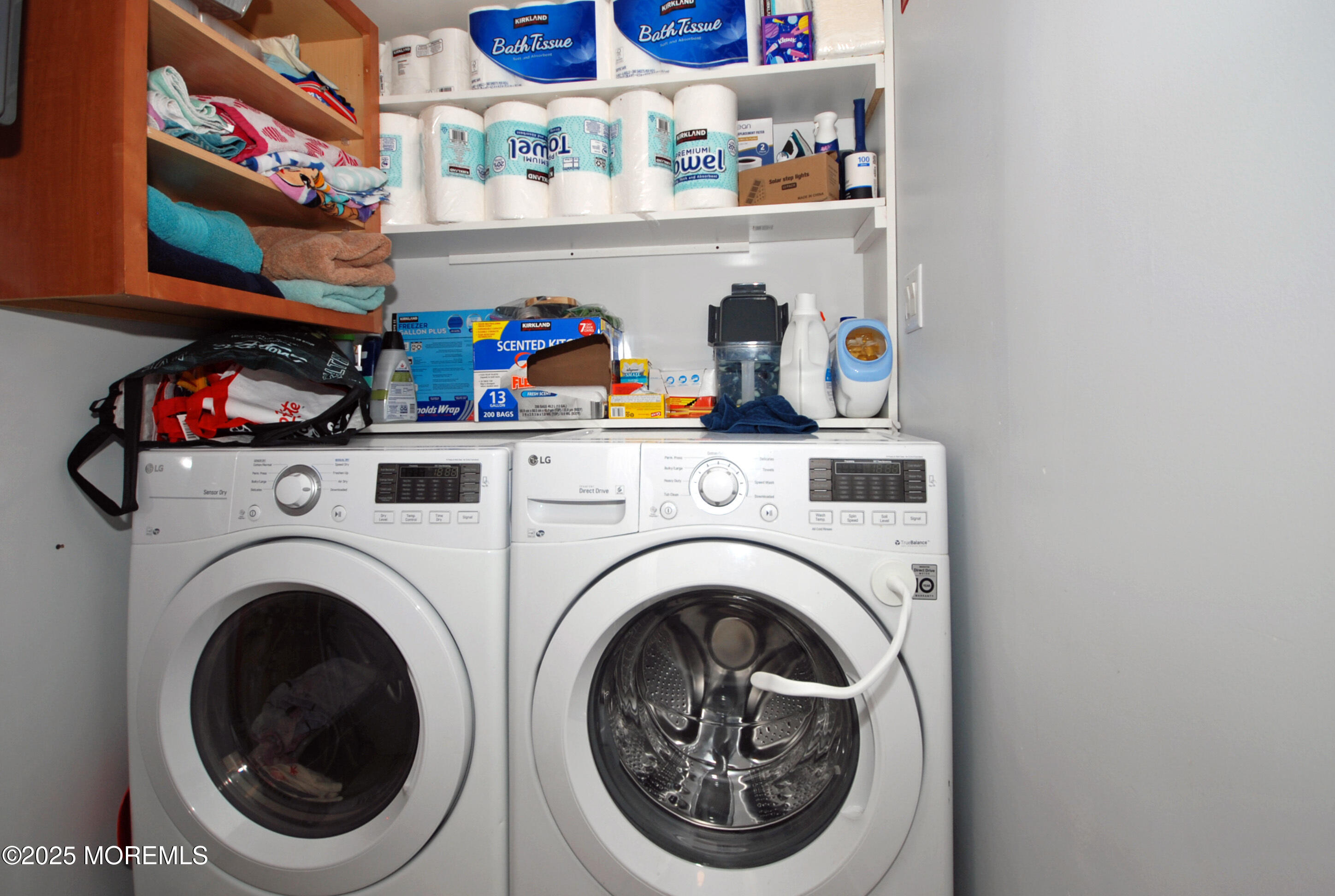 25 Beach Boulevard Highlands, NJ 07732 - Photo 17 of 32 a utility room with dryer and washer