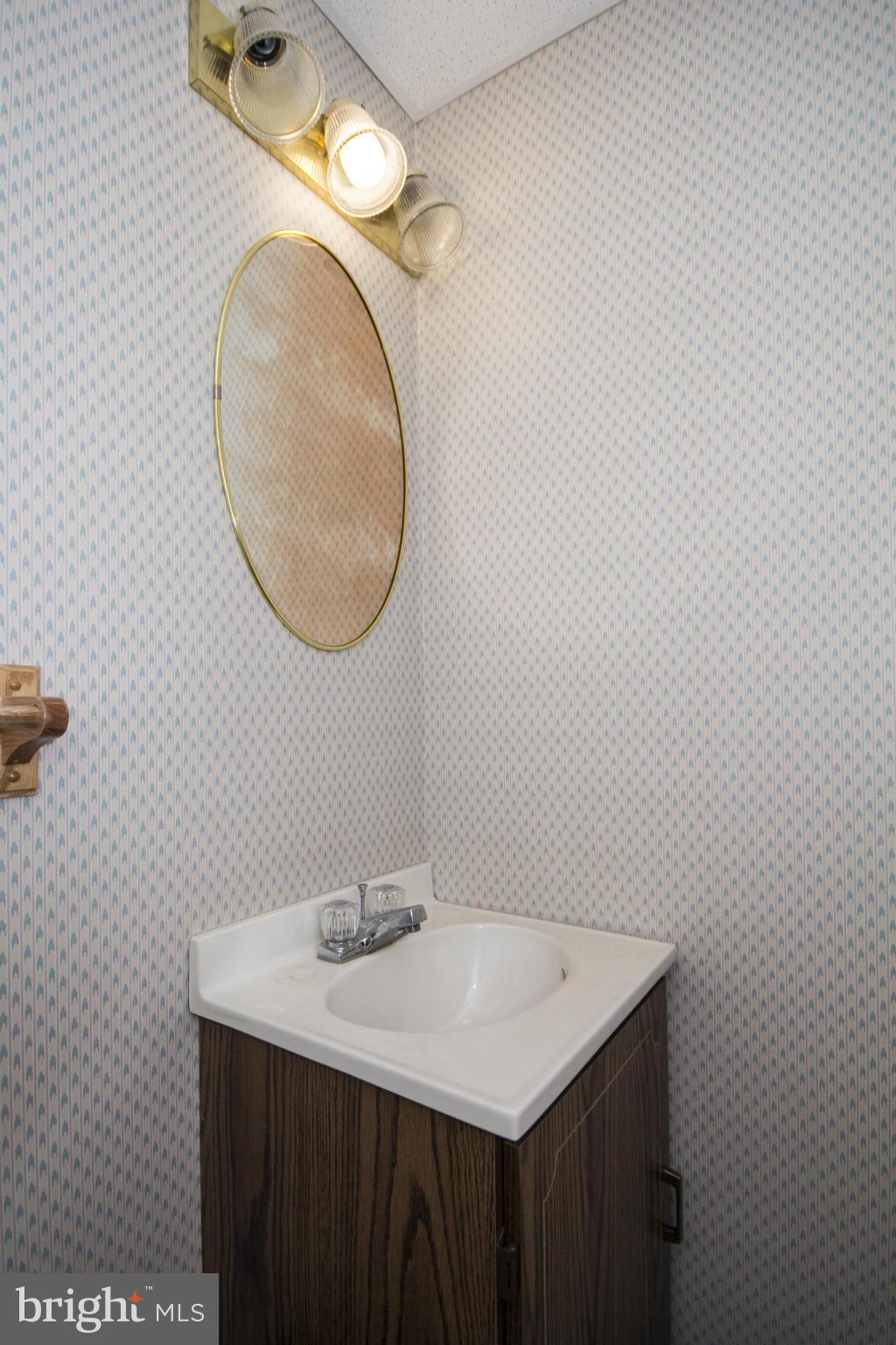 29 Powder View Court Nottingham, MD 21236 - Photo 21 of 25 Bath
