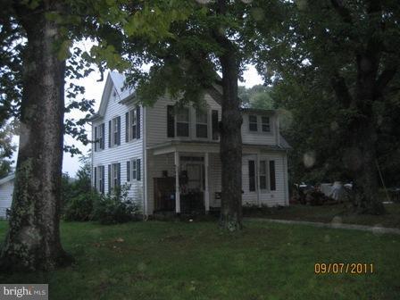 5578 Sumerduck Road Sumerduck, VA 22742 - Photo 2 of 4 a view of a house with a yard