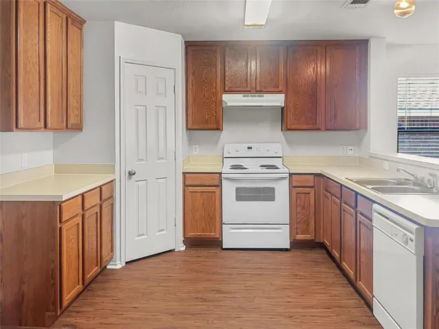 $1,995 | 7209 Starwood Drive, Fort Worth, TX 76137