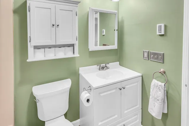 $249,000 | 14 Turnbuckle Lane, Unit 5, Merrimack, NH 03054