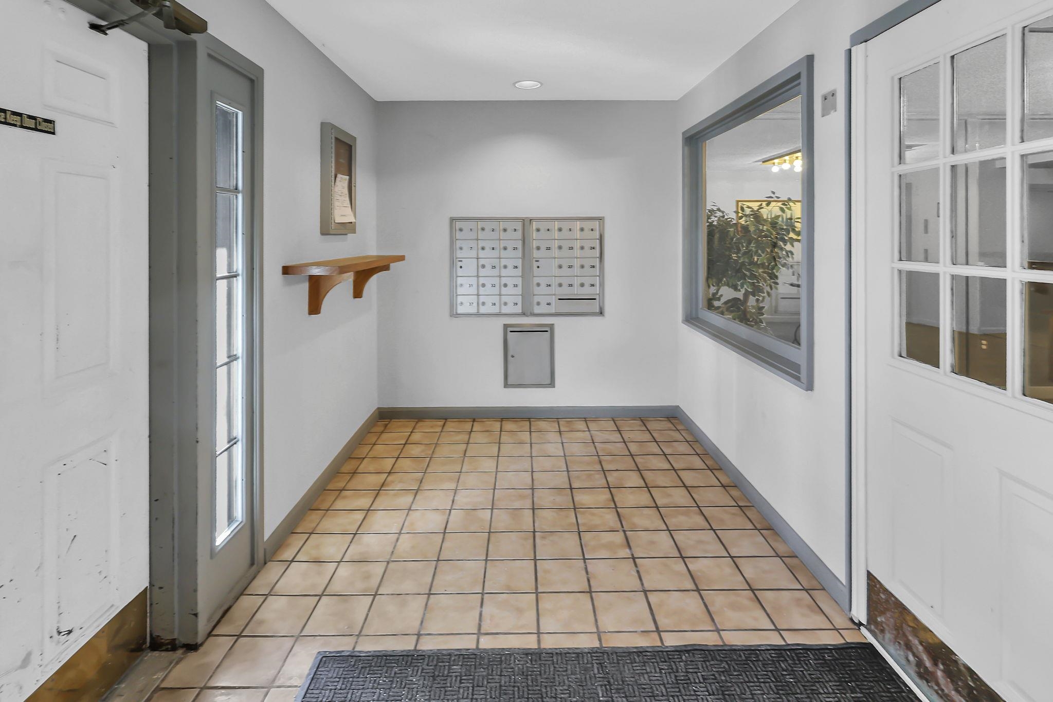 14 Turnbuckle Lane, Unit 5 Merrimack, NH 03054 - Photo 18 of 19