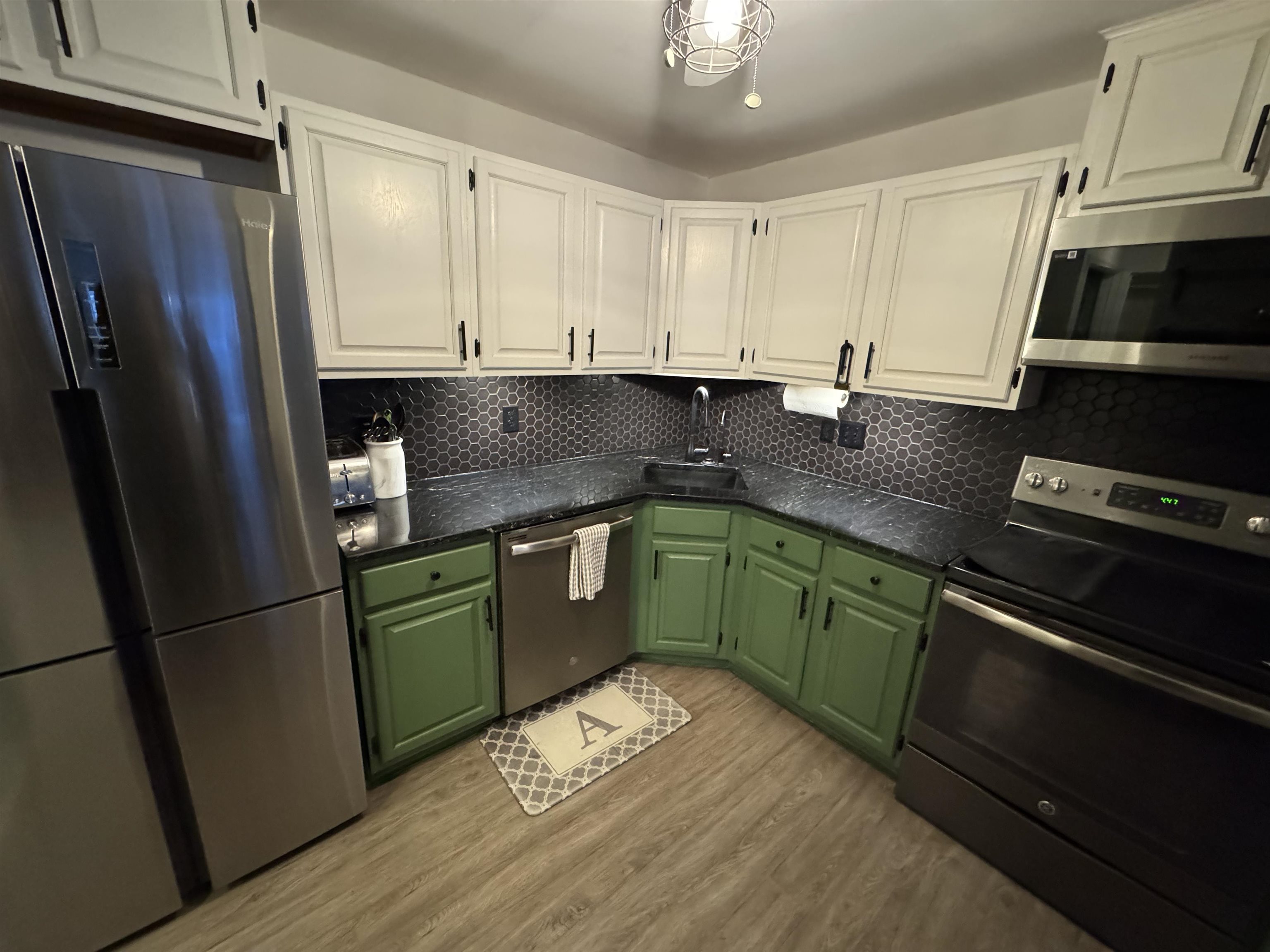 14 Turnbuckle Lane, Unit 5 Merrimack, NH 03054 - Photo 6 of 19