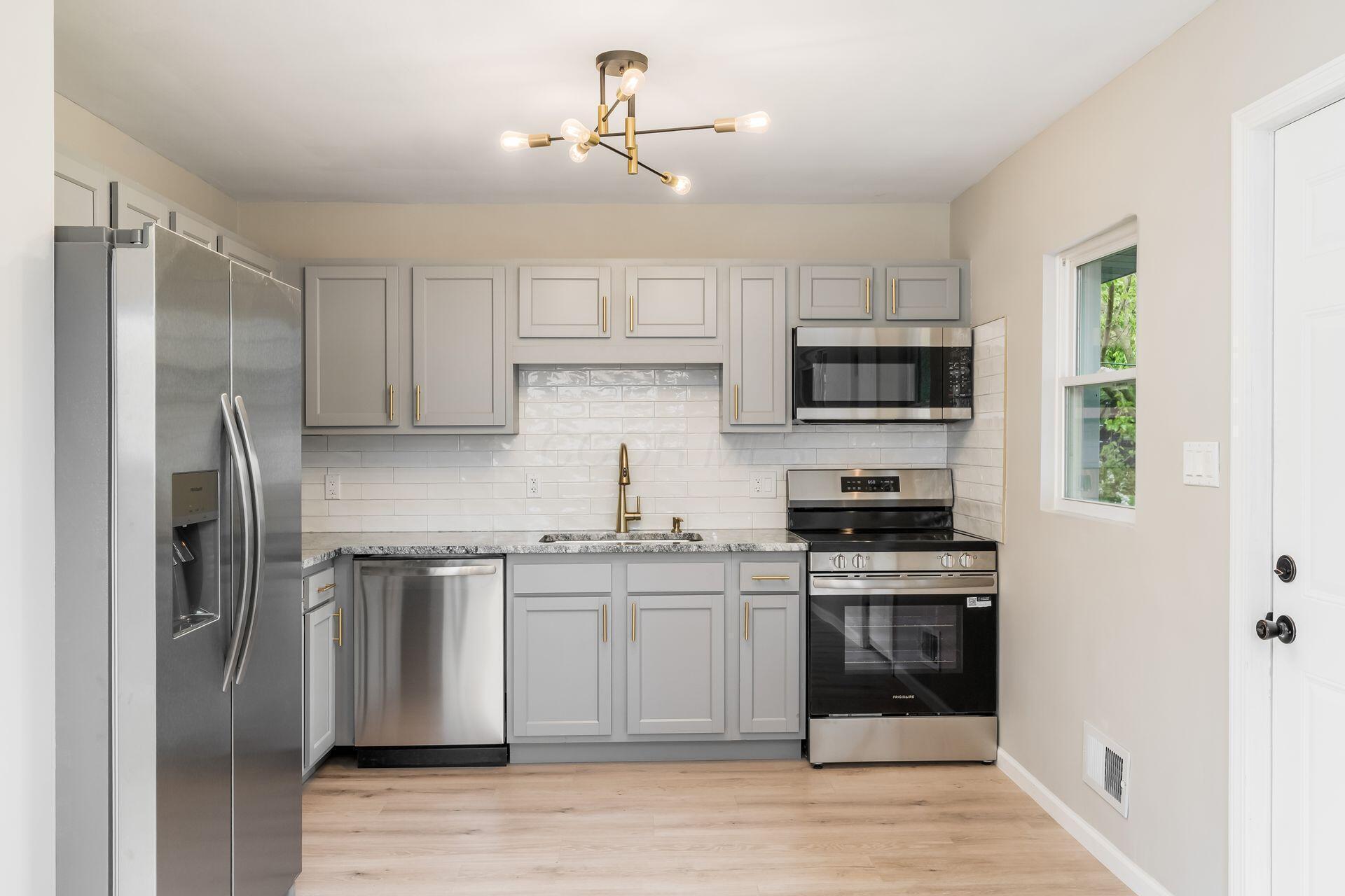 2906 Ashby Road Columbus, OH 43209 - Photo 15 of 47 R1 (15)