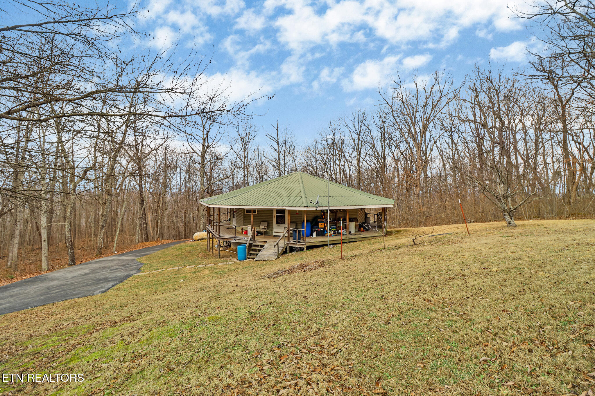 1017 Hinch Mountain Road Crossville, TN 38555 - Photo 20 of 47 if1a0871-if1a0875
