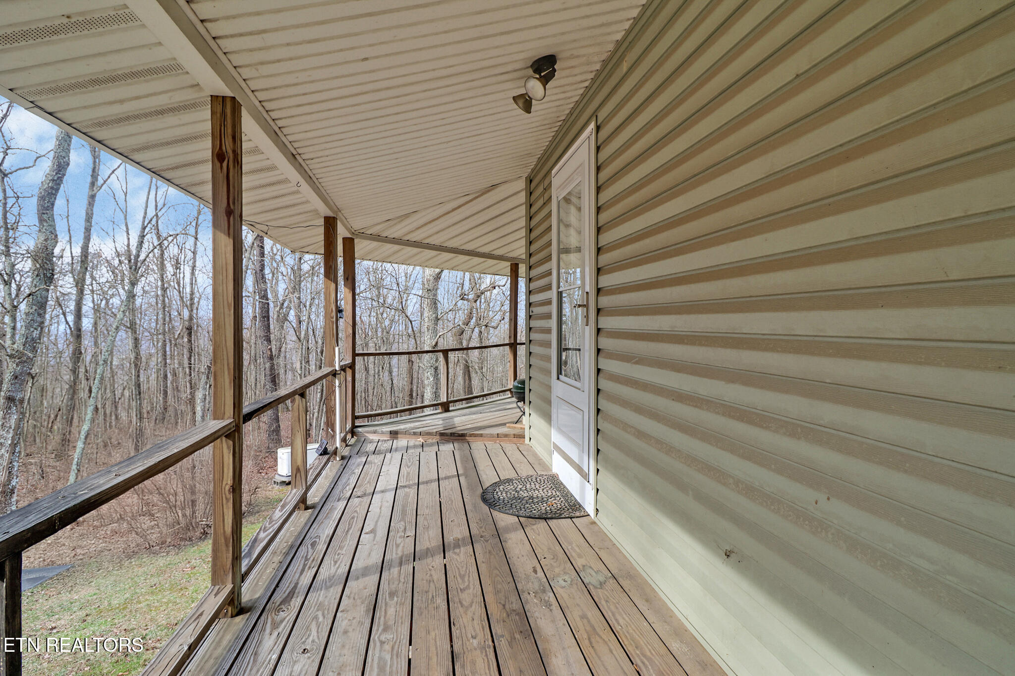 1017 Hinch Mountain Road Crossville, TN 38555 - Photo 24 of 47 if1a0896-if1a0900