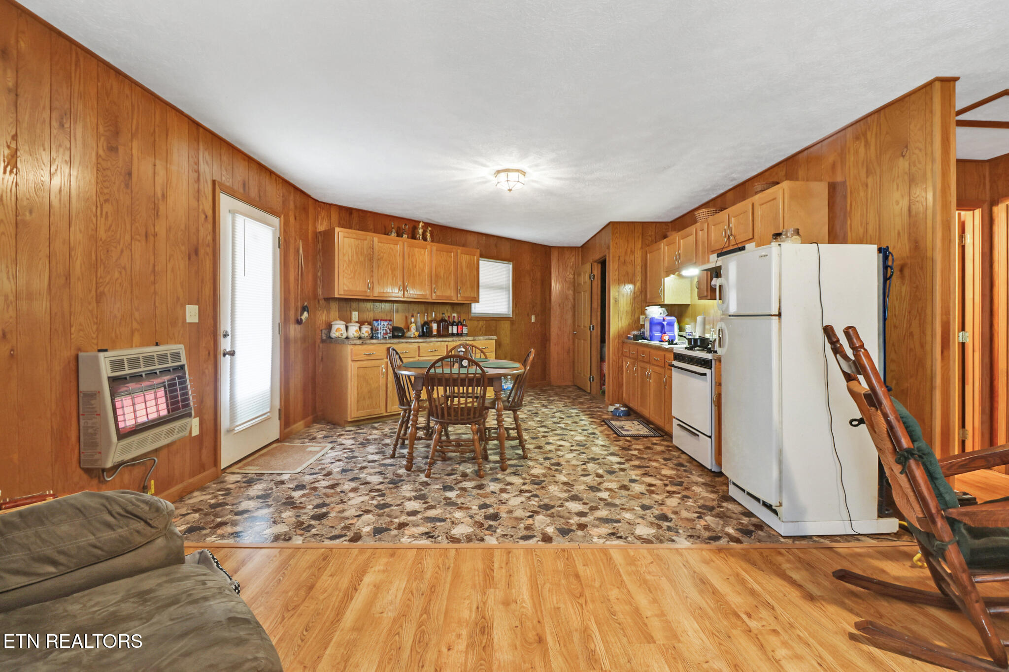 1017 Hinch Mountain Road Crossville, TN 38555 - Photo 25 of 47 if1a0901-if1a0905