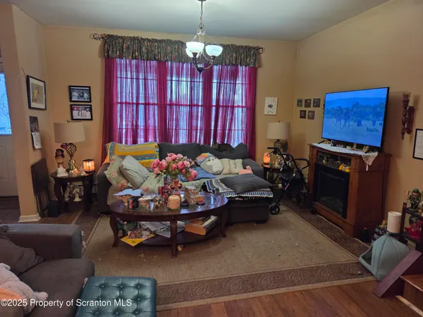 $124,900 | 136 Tompkins Street, Pittston, PA 18640