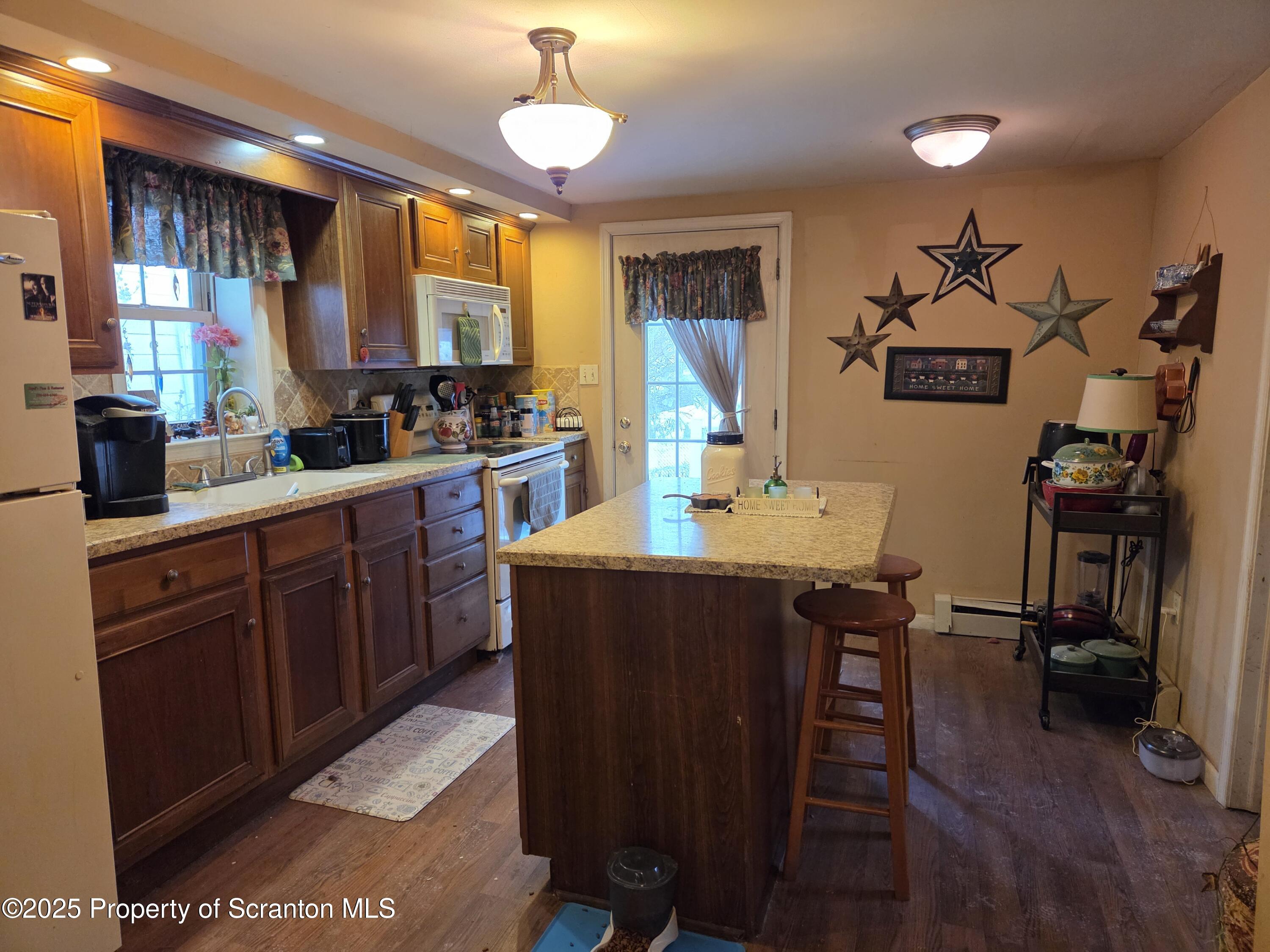 136 Tompkins Street Pittston, PA 18640 - Photo 6 of 12 Dining Room