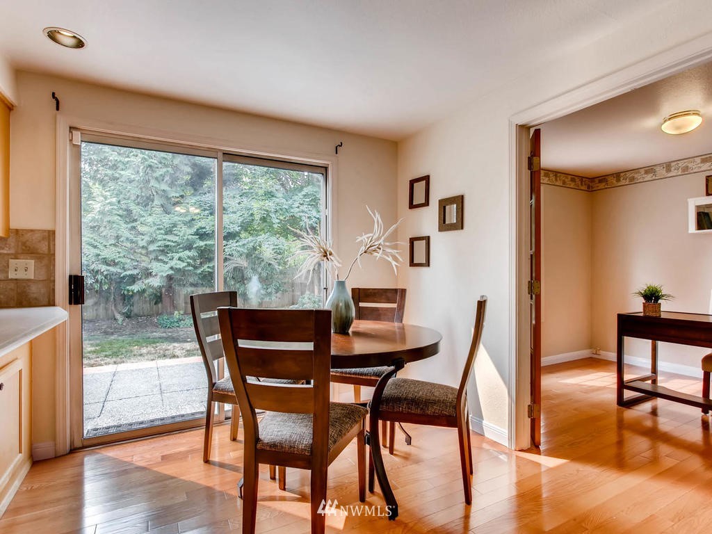8827 Northeast 180th Street Bothell, WA 98011 - Photo 14 of 25 Gallery Image 14