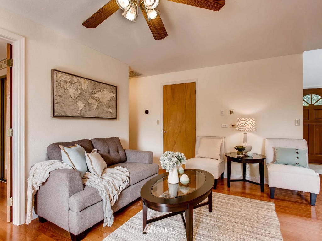 8827 Northeast 180th Street Bothell, WA 98011 - Photo 15 of 25 Gallery Image 15