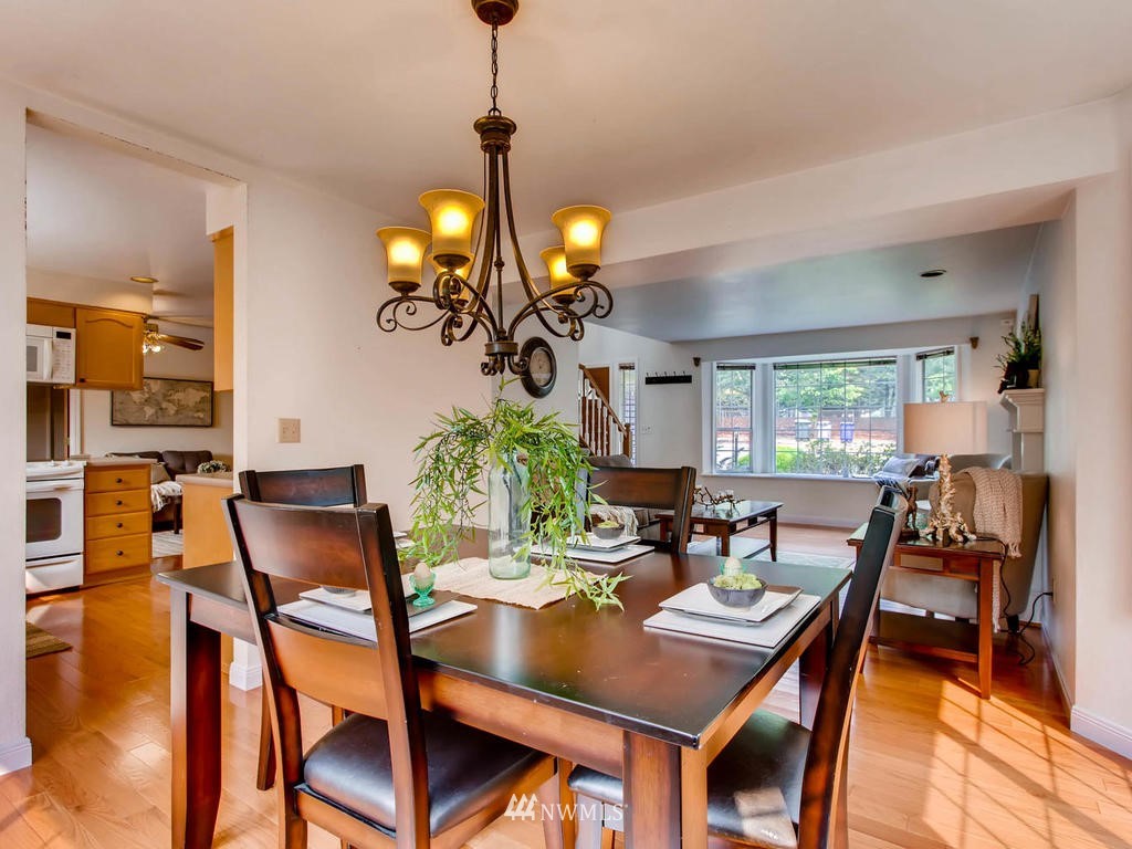 8827 Northeast 180th Street Bothell, WA 98011 - Photo 8 of 25 Gallery Image 8