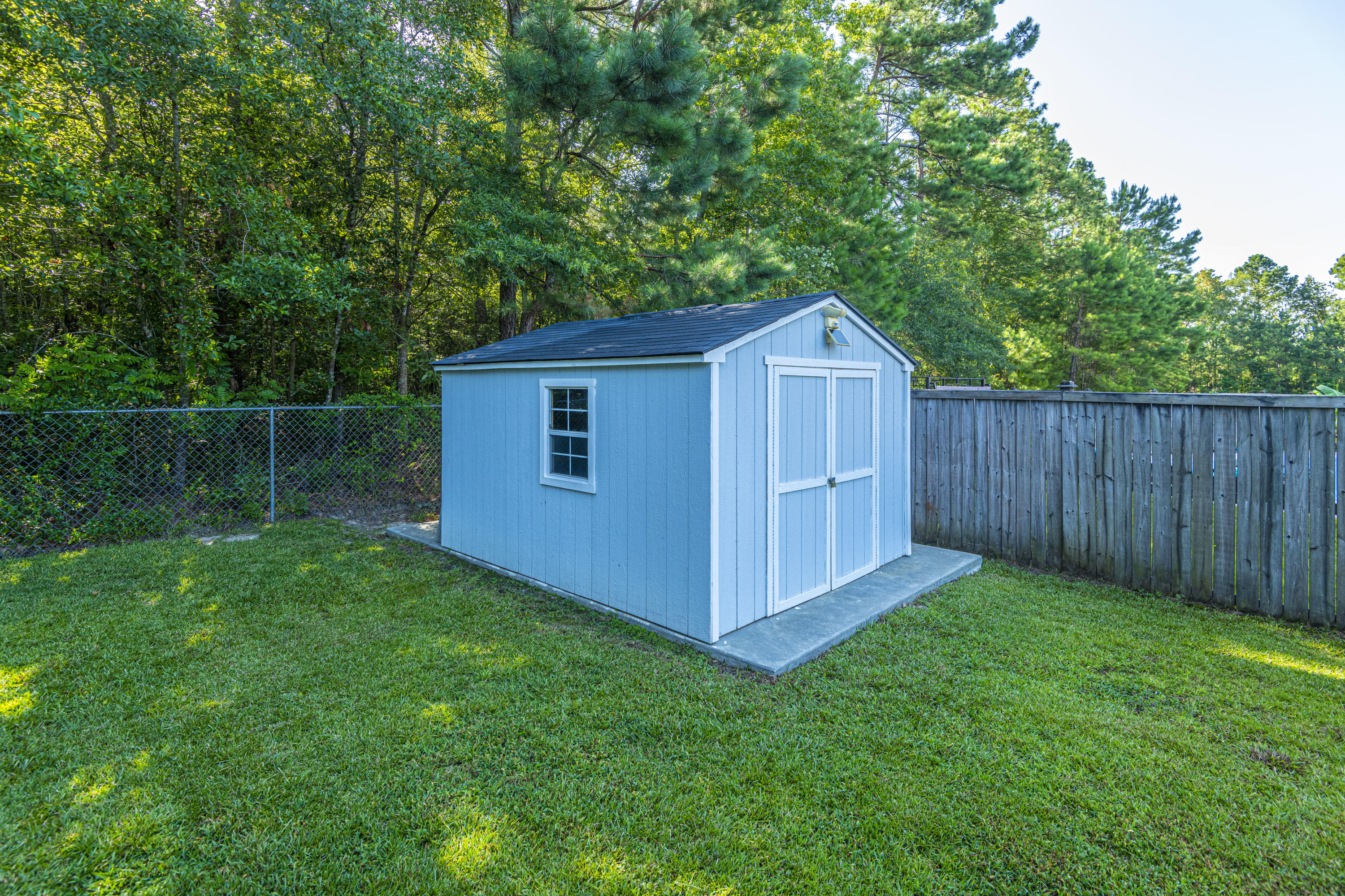 254 Westbrooke Road Summerville, SC 29486 - Photo 27 of 30 Backyard