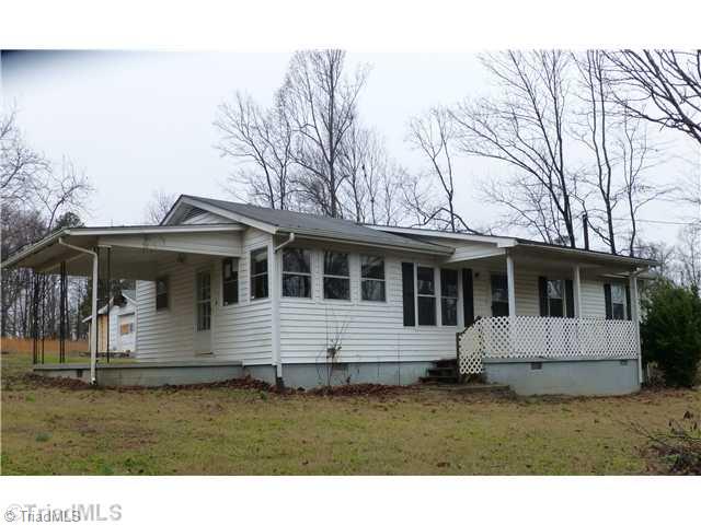 2827 Hacketts Lake Road Greensboro, NC 27406 - Photo 1 of 16 Exterior Front.