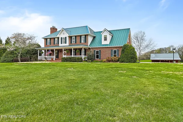 $1,550,000 | 8660 Shackleford Lane, Strawberry Plains, TN 37871