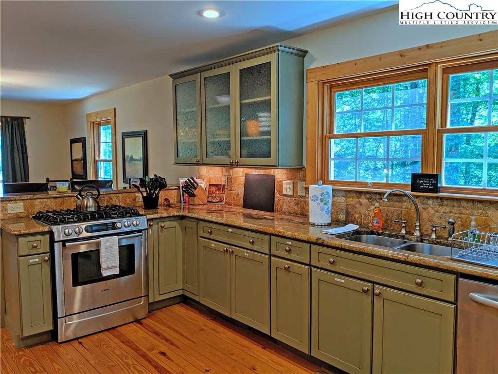 632 Grousemoor Road Deep Gap, NC 28618 - Photo 5 of 43 Gallery Image 5