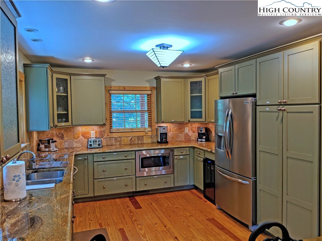 632 Grousemoor Road Deep Gap, NC 28618 - Photo 7 of 43 Gallery Image 7