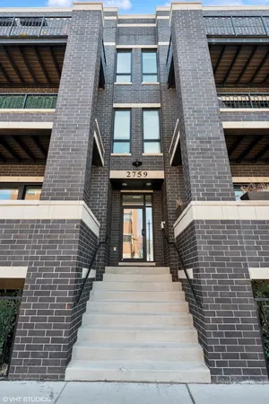 $950,000 | 2759 West Lawrence Avenue, Unit 1W, Chicago, IL 60625