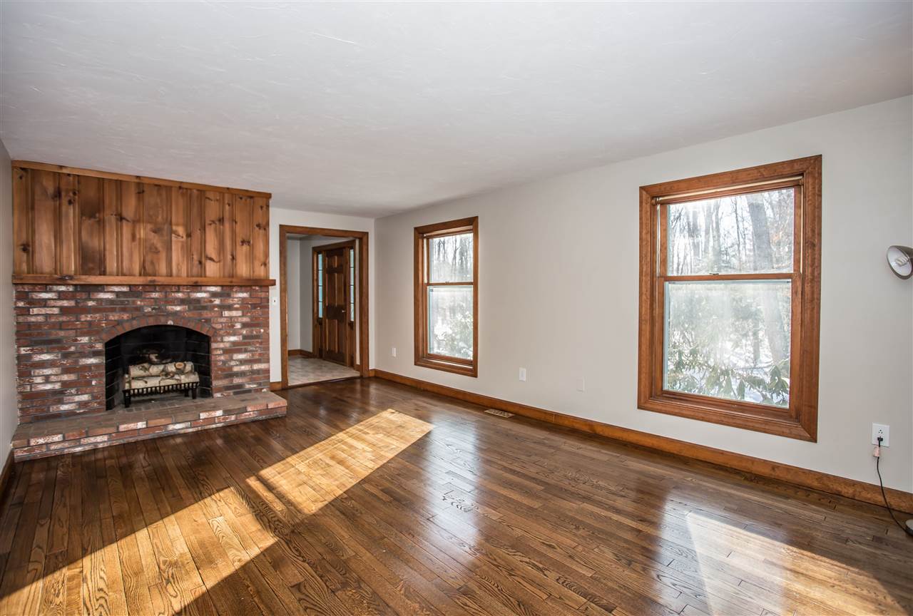 465 Joe English Road New Boston, NH 03070 - Photo 3 of 25