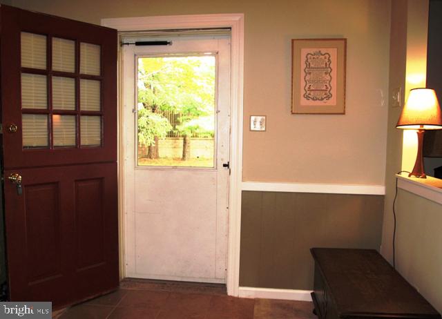 1960 South Easton Road Doylestown, PA 18901 - Photo 50 of 57 Entry to rental apt.