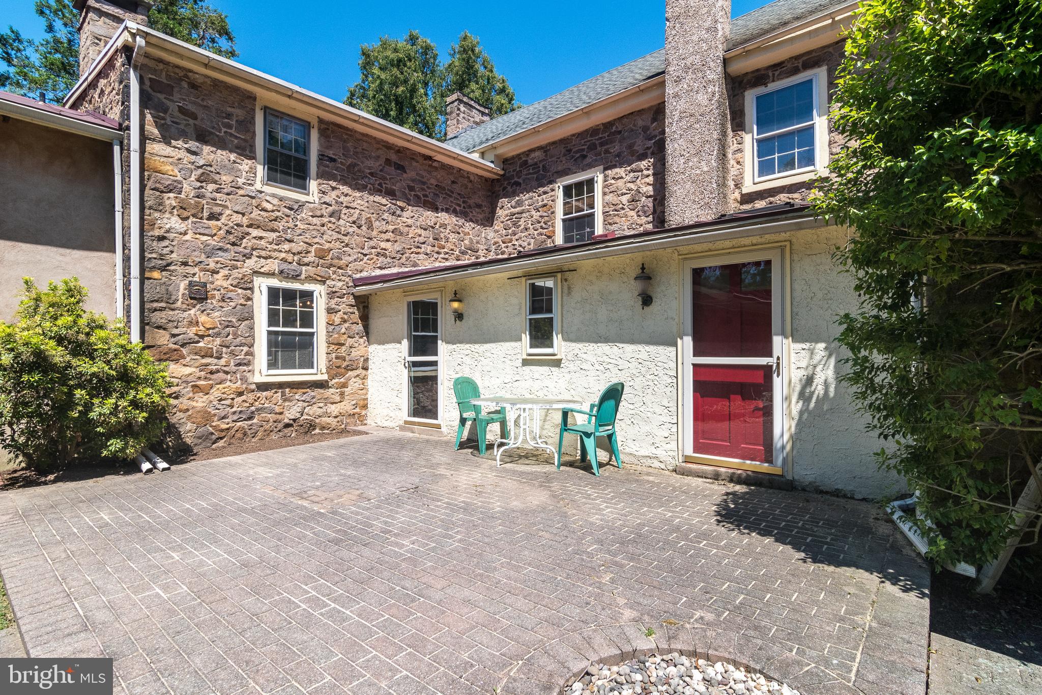 Paver brick patio