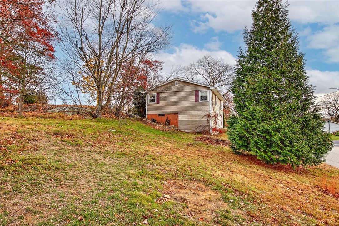 64 Peacedale Road Cumberland, RI 02864 - Photo 40 of 43