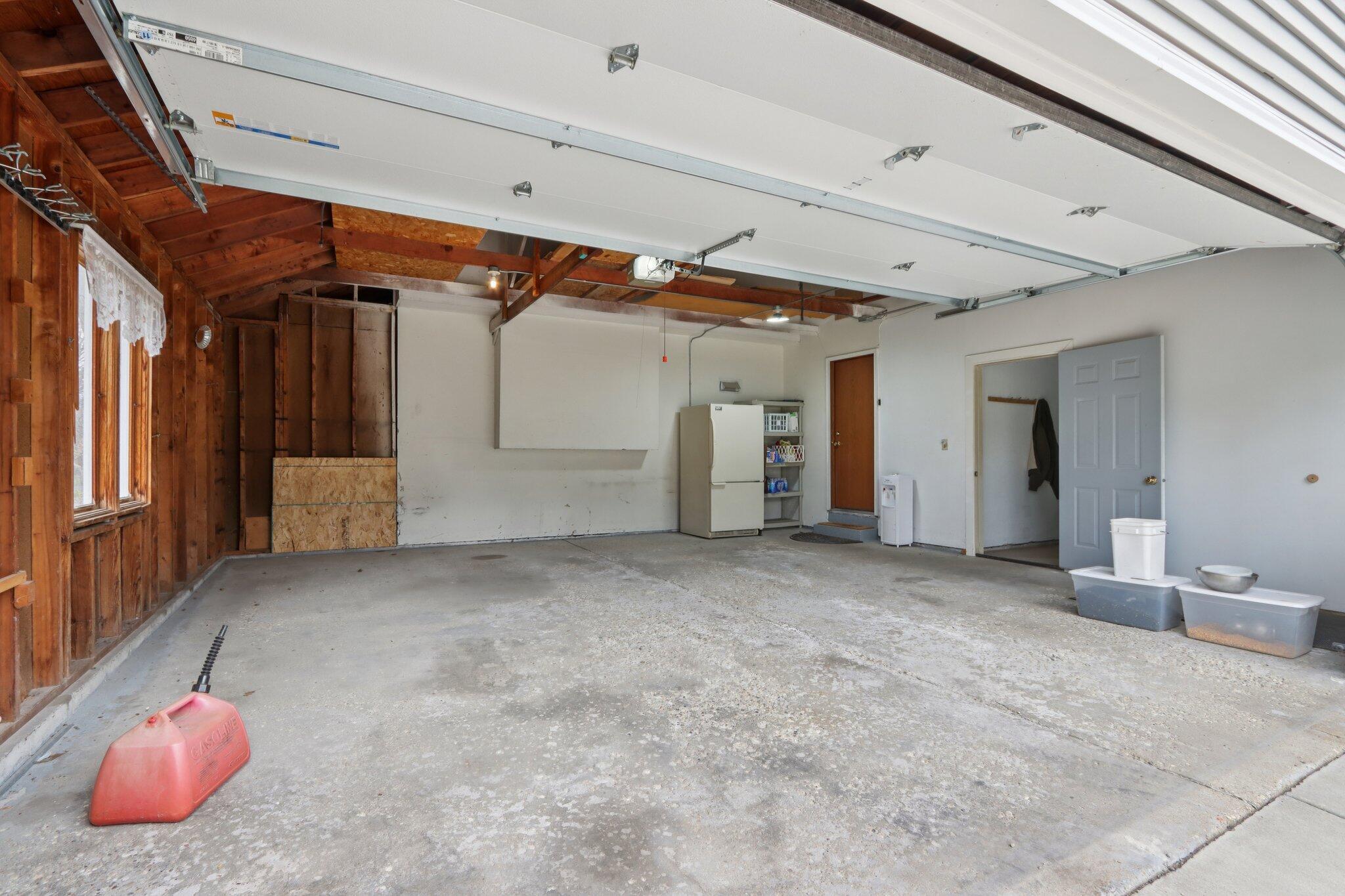 N61W29595 South Woodfield Road Merton, WI 53029 - Photo 32 of 44 Create your own space