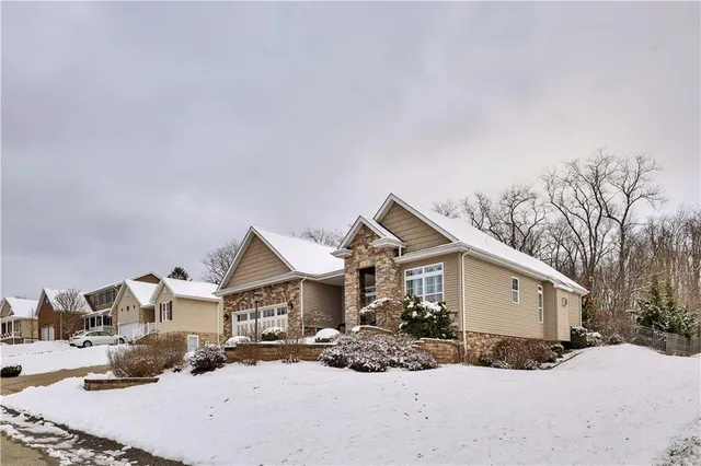 $425,000 | 1311 Deerfield Lane, Leechburg, PA 15656