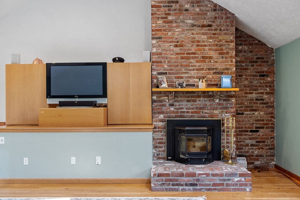 86 Ellsworth Road Peabody, MA 01960 - Photo 25 of 42 Gallery Image 25