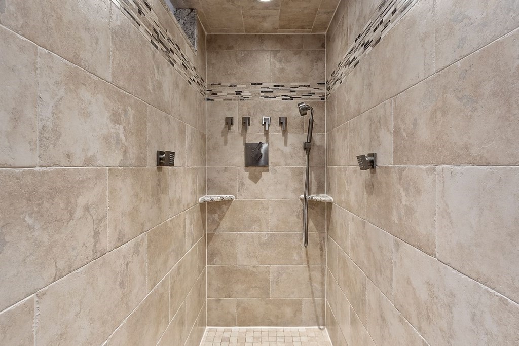 86 Ellsworth Road Peabody, MA 01960 - Photo 31 of 42 Gallery Image 31