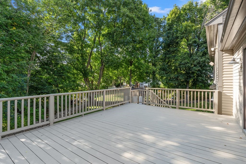 86 Ellsworth Road Peabody, MA 01960 - Photo 10 of 42 Gallery Image 10