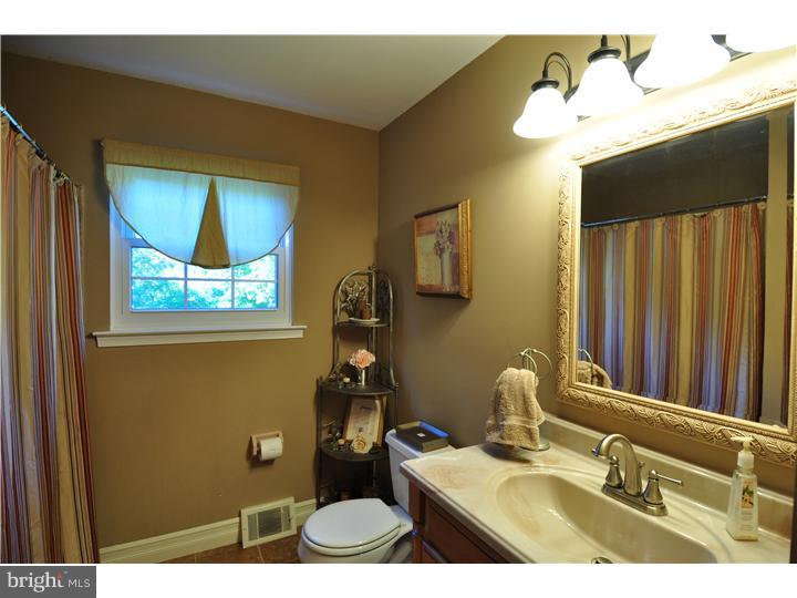906 Sage Road West Chester, PA 19382 - Photo 14 of 25 Bathroom