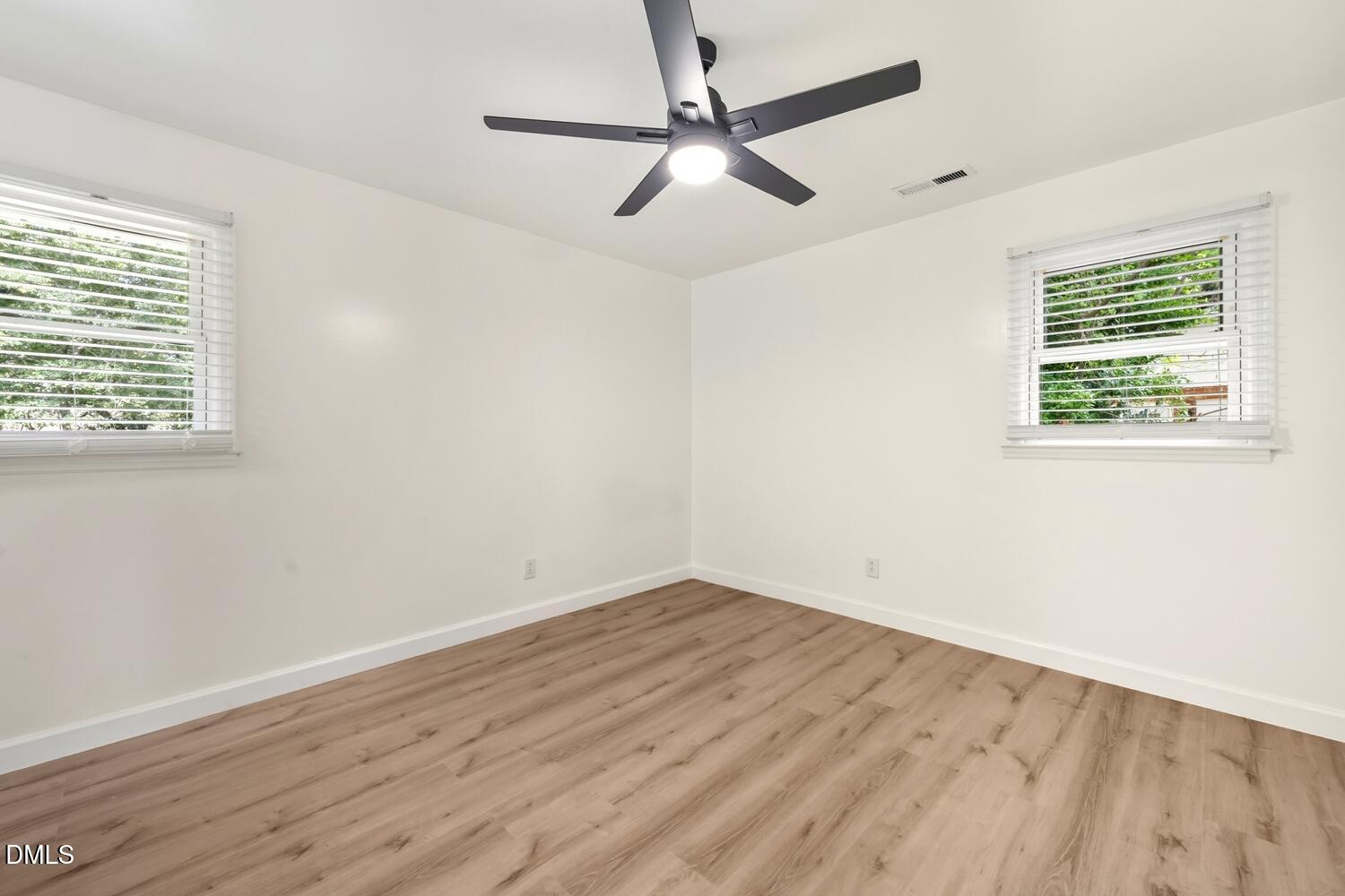 1335 Hibiscus Road Fayetteville, NC 28311 - Photo 12 of 36 09