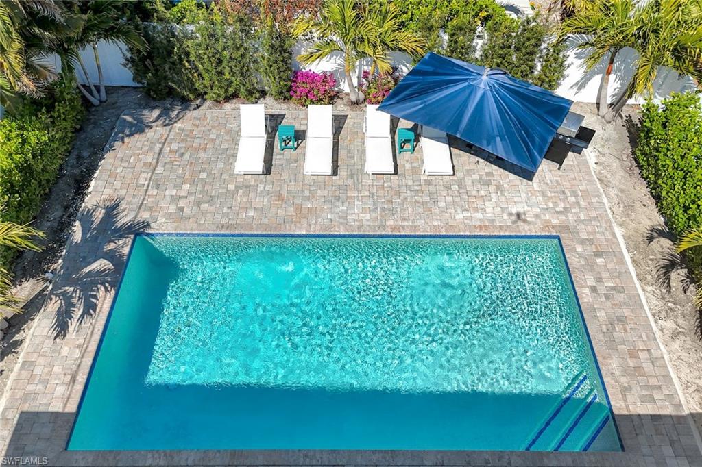 761 99th Avenue North Naples, FL 34108 - Photo 21 of 31 Bird's eye view