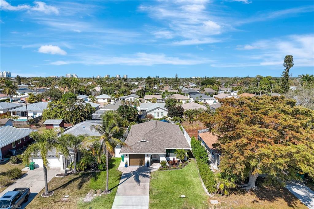 761 99th Avenue North Naples, FL 34108 - Photo 23 of 31 Bird's eye view
