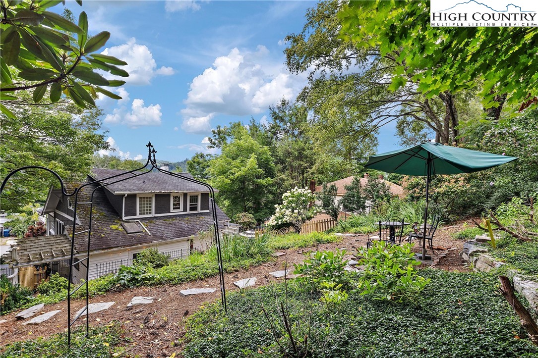 207 Orchard Street Boone, NC 28607 - Photo 42 of 49 Gallery Image 42