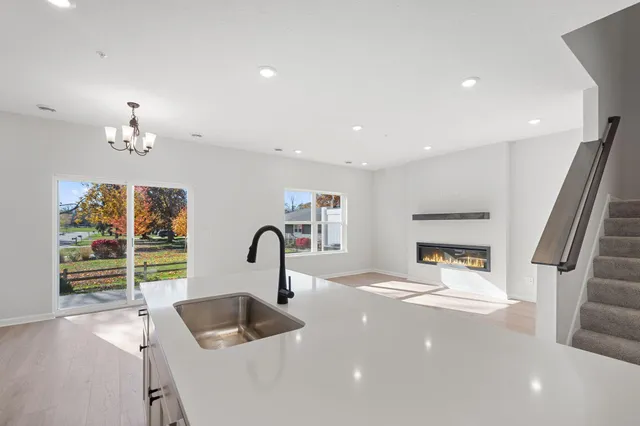 $367,715 | 1019 130th Street West, Rosemount, MN 55068