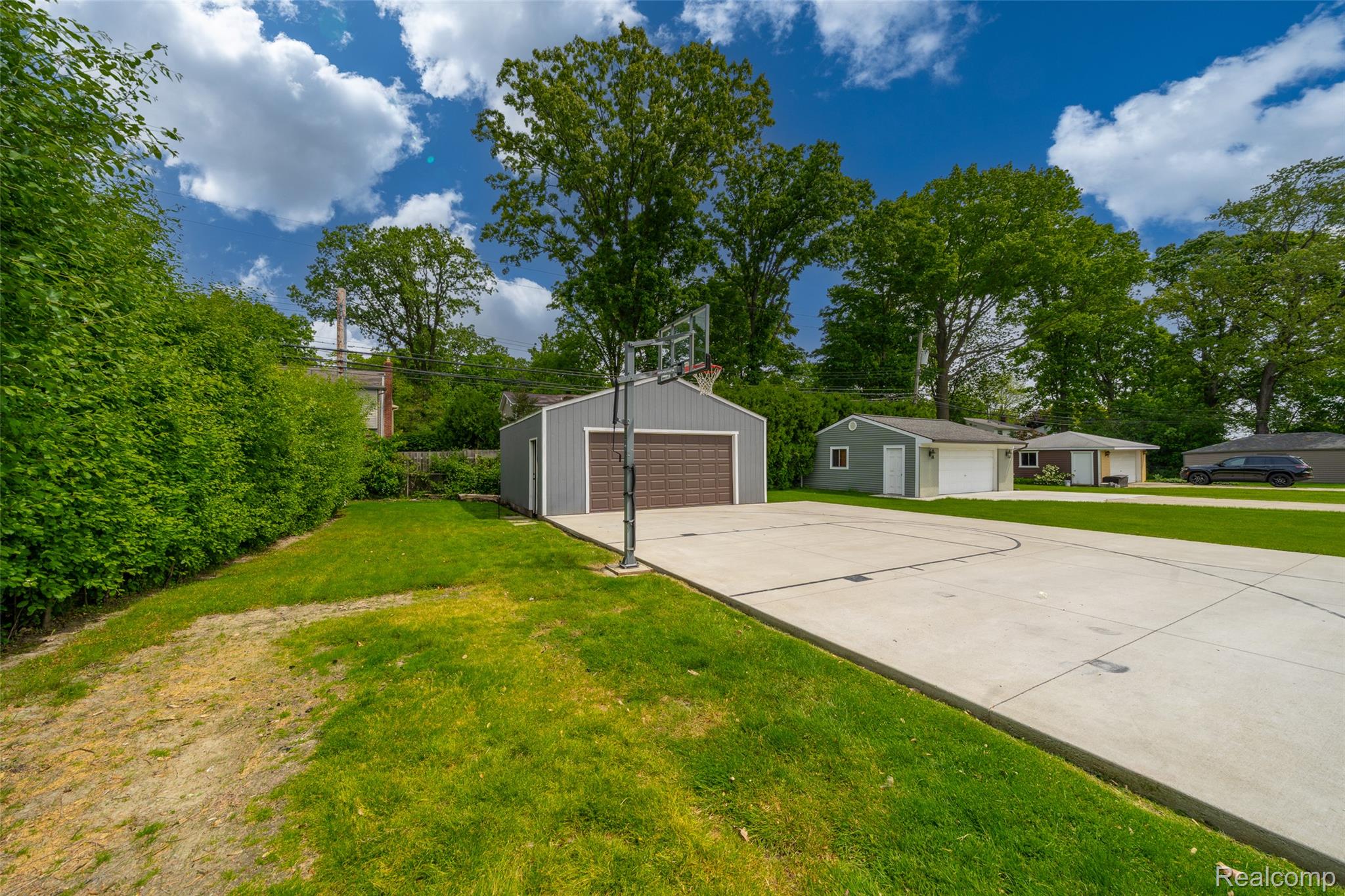 2375 Derby Road Troy, MI 48084 - Photo 26 of 27 2375-derby-rd-birmingham-mi-united-states_27.jpg
