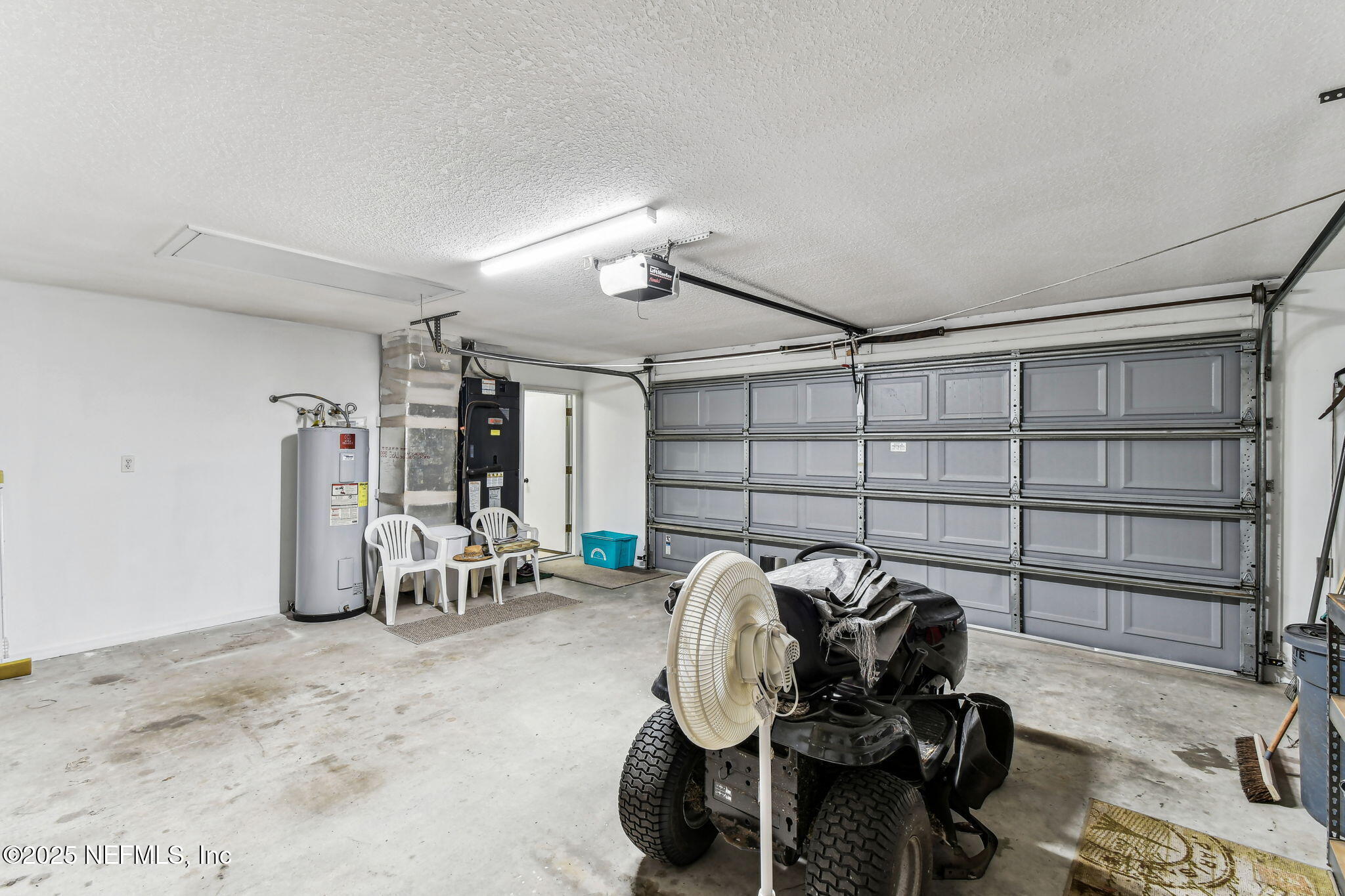 117 Gator Trail Melrose, FL 32666 - Photo 38 of 67 a view of a room with gym equipment