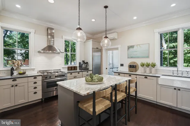 $2,700,000 | 12 Murray Place, Princeton, NJ 08540