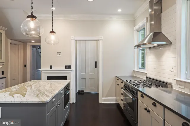 $2,700,000 | 12 Murray Place, Princeton, NJ 08540