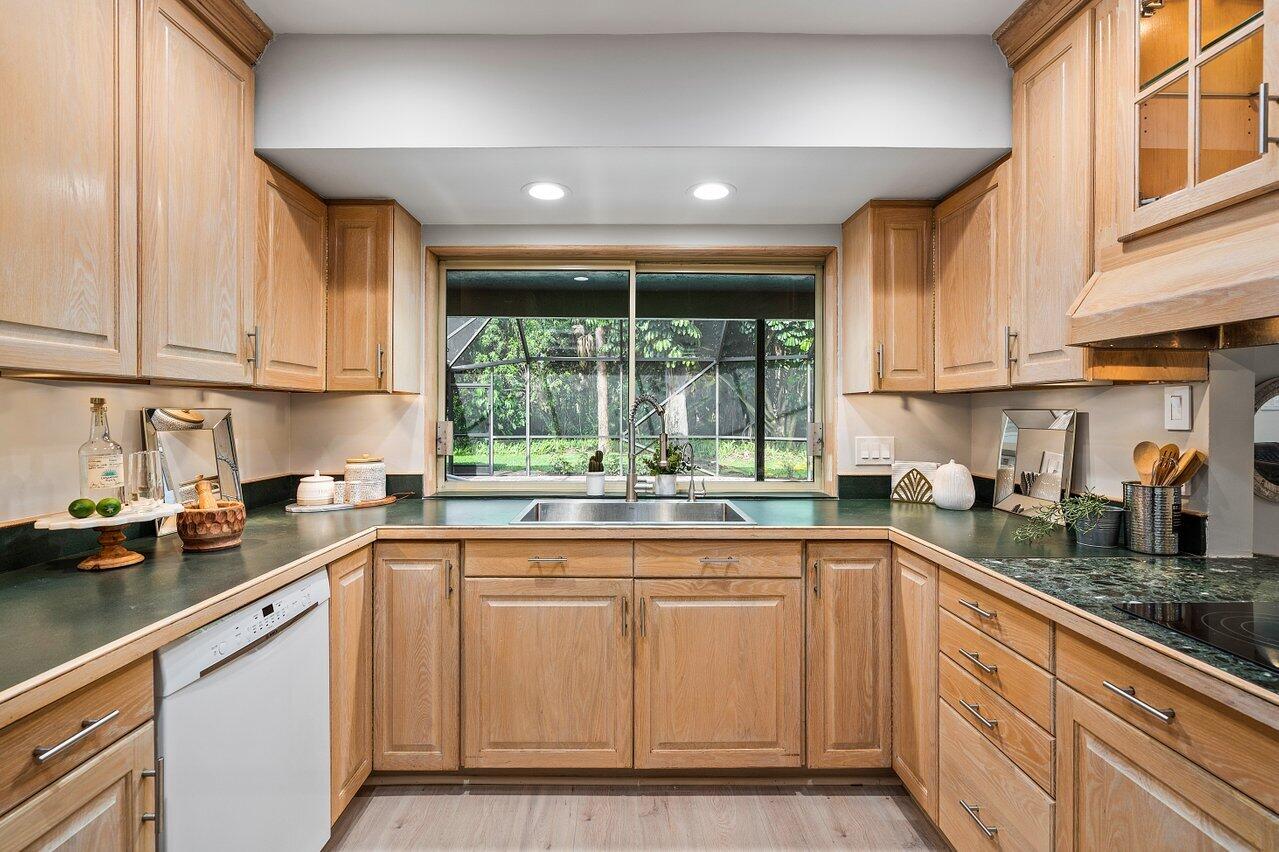 2429 Northwest 36th Street Boca Raton, FL 33431 - Photo 10 of 53 Kitchen