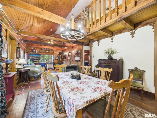 $575,000 | 14138 Boy Scout Trail, Petersburg, IL 62675