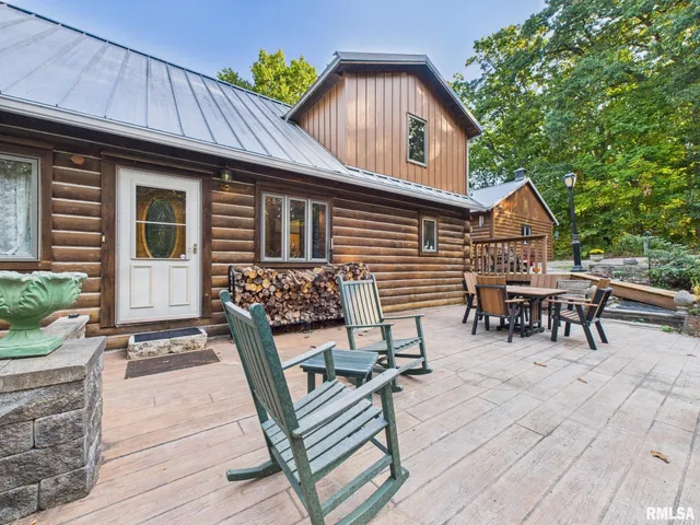 $575,000 | 14138 Boy Scout Trail, Petersburg, IL 62675