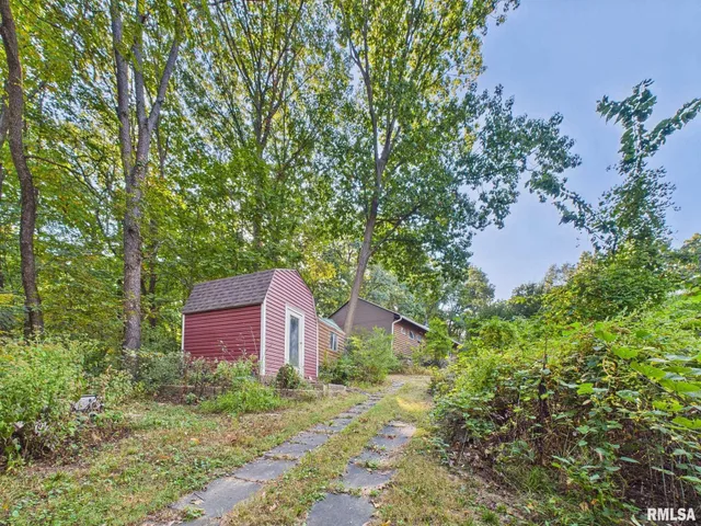 $575,000 | 14138 Boy Scout Trail, Petersburg, IL 62675