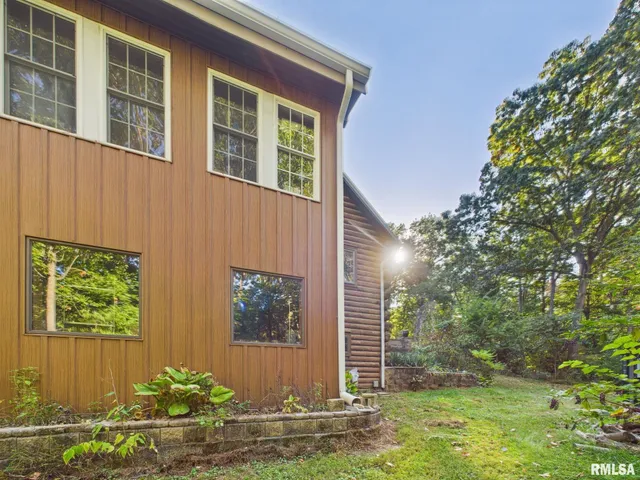 $575,000 | 14138 Boy Scout Trail, Petersburg, IL 62675